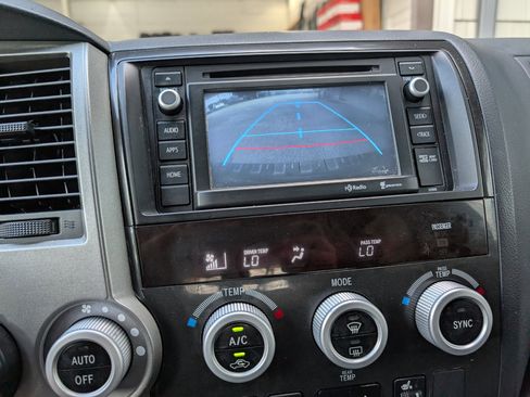 Used 2015 Toyota Sequoia SR5 image 17