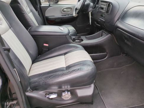 Used 2003 Ford F150 Harley-Davidson image 21