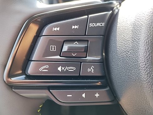 Used 2025 Subaru Ascent Bronze Edition image 28