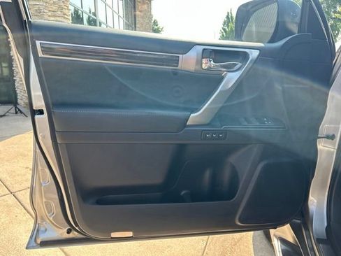 Certified 2023 Lexus GX 460 Premium w/ Premium Package AWD/4WD image 29