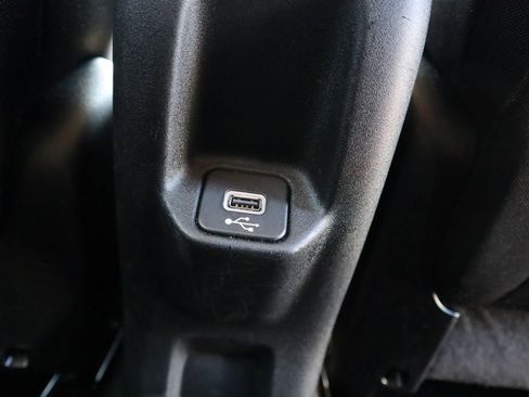 Used 2023 Jeep Renegade Trailhawk image 19