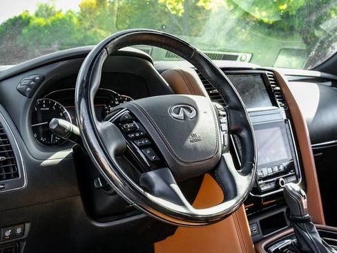 Used 2021 INFINITI QX80 Sensory w/ All-Season Package RWD image 18