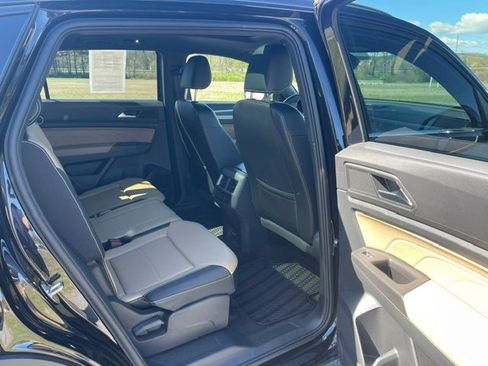 Used 2022 Volkswagen Atlas Cross Sport SE w/ Panoramic Sunroof Package AWD/4WD image 11