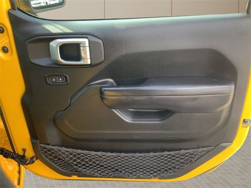 Certified 2019 Jeep Wrangler Sport image 37