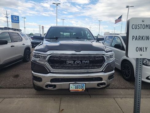 Used 2019 RAM 1500 Limited AWD/4WD image 2
