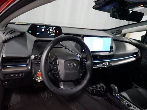 Used 2024 Toyota Prius Limited w/ Limited Premium Package AWD/4WD image 7