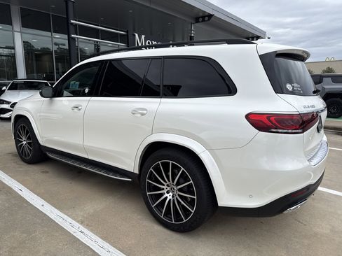 Used 2022 Mercedes-Benz GLS 450 4MATIC image 8