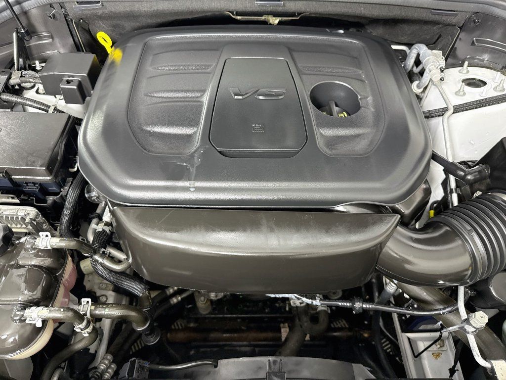 Used 2020 Jeep Grand Cherokee Altitude AWD/4WD image 36