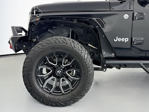 Used 2019 Jeep Wrangler Unlimited Sport S AWD/4WD image 11