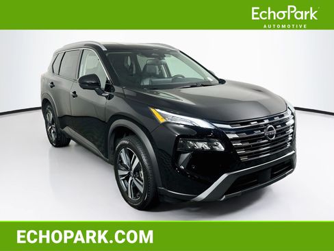 Used 2026 Nissan Rogue SL FWD image 1