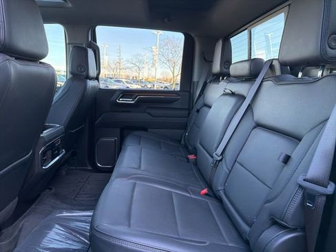 Used 2024 GMC Sierra 2500 Denali w/ Denali Reserve Package image 17