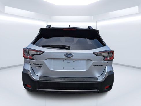 Certified 2023 Subaru Outback Onyx Edition AWD/4WD image 4