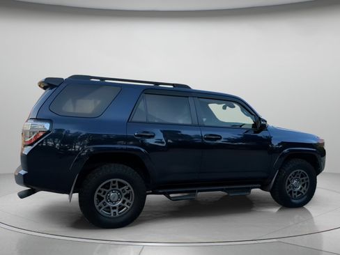 Used 2020 Toyota 4Runner Venture w/ Moonroof Package AWD/4WD image 30