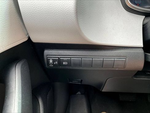 Used 2019 Toyota Corolla SE w/ SE Option Package FWD image 14