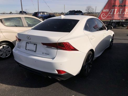 Used 2019 Lexus IS 300 F Sport image 5