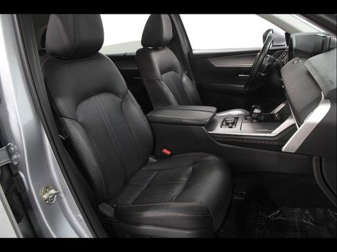 Certified 2024 MAZDA CX-90 3.3 Turbo w/ Premium Package AWD/4WD image 17