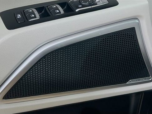 Certified 2022 Kia Telluride EX w/ EX Premium Package image 19