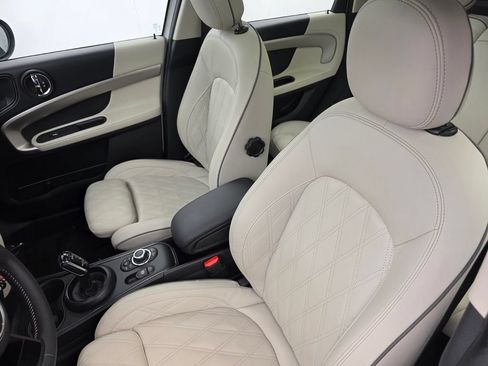 Used 2024 MINI Cooper Countryman S w/ Signature Upholstery Package FWD image 11