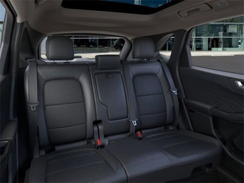 New 2025 Ford Escape SE image 11