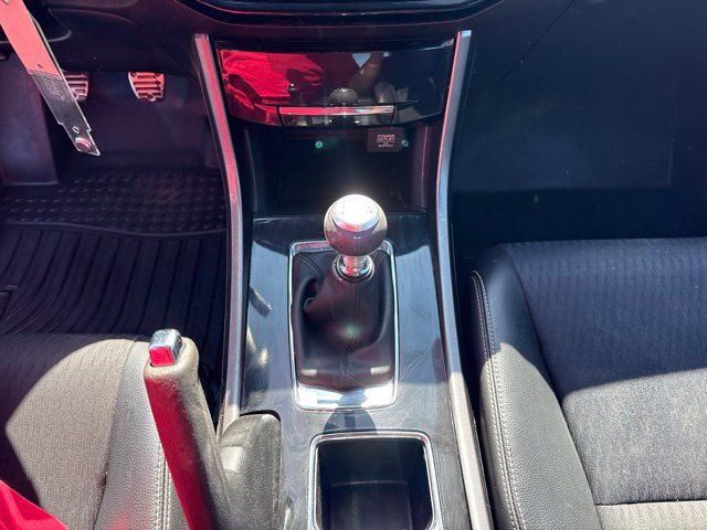 Used 2016 Honda Accord Sport image 19