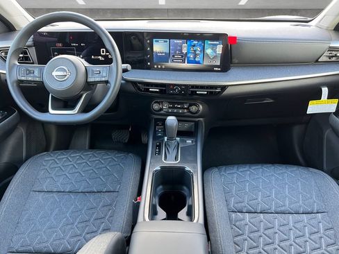 New 2026 Nissan Kicks SV w/ Cold Weather Package FWD image 4