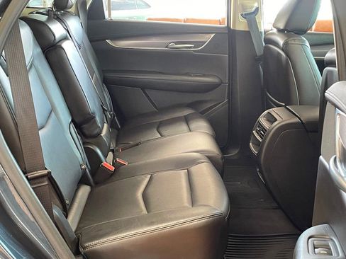 Used 2019 Cadillac XT5 Luxury image 21