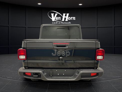 New 2026 Jeep Gladiator Sport AWD/4WD image 6