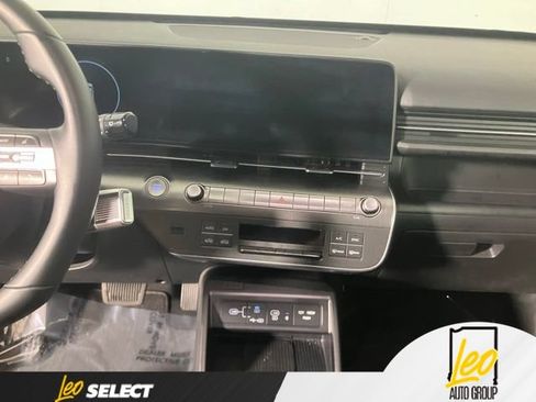 Used 2024 Hyundai Kona SEL w/ Convenience Package FWD image 15
