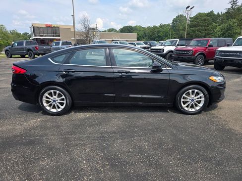 Certified 2020 Ford Fusion SE FWD image 6