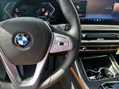 Certified 2026 BMW X7 xDrive40i image 12