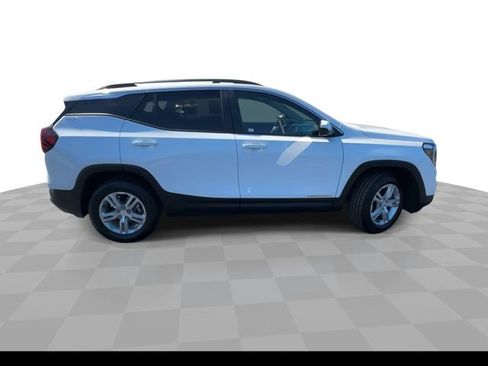Certified 2023 GMC Terrain SLE w/ Driver Convenience Package AWD/4WD image 9