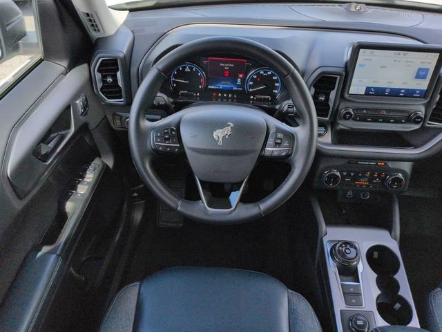 Used 2024 Ford Bronco Sport Outer Banks w/ Tech Package AWD/4WD image 16