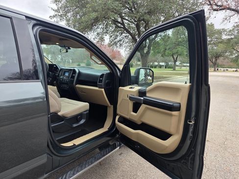 Used 2018 Ford F150 XLT w/ Equipment Group 301A Mid RWD image 21