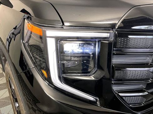 Certified 2024 GMC Sierra 1500 Elevation w/ X31 Off-Road Package AWD/4WD image 27