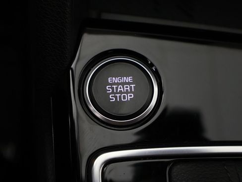 Used 2023 Kia Sportage EX FWD image 39