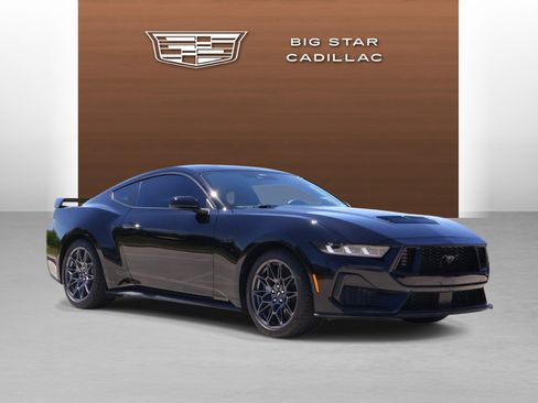 Used 2024 Ford Mustang GT Premium w/ GT Performance Package image 7