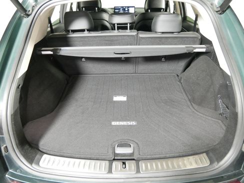 Used 2023 Genesis GV70 2.5T w/ Select Package AWD/4WD image 18