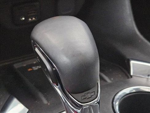Used 2023 Chevrolet Traverse Premier w/ Redline Edition FWD image 11