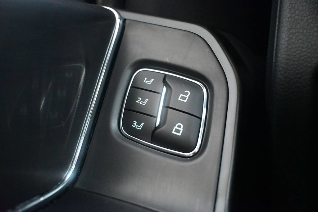 Used 2023 Ford F150 Raptor AWD/4WD image 16