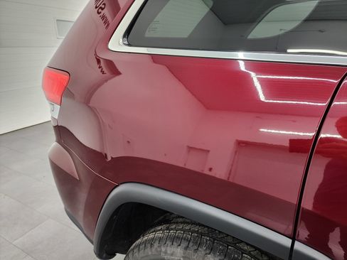 Used 2017 Jeep Grand Cherokee Laredo w/ Quick Order Package 23E image 25