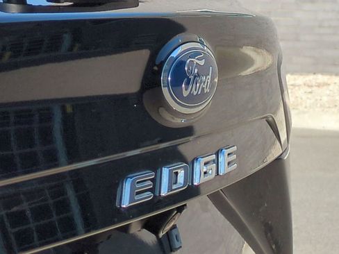 Certified 2022 Ford Edge SEL w/ Convenience Package image 12