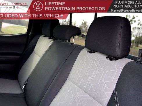 Used 2020 Toyota Tacoma SR5 image 30