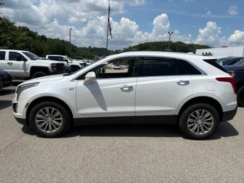Used 2019 Cadillac XT5 Luxury AWD/4WD image 2