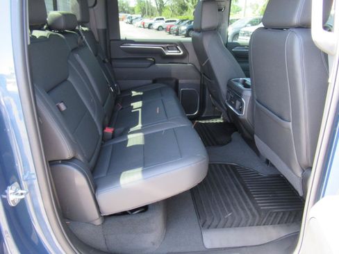 Used 2025 Chevrolet Silverado 2500 LTZ w/ Trail Boss Package AWD/4WD image 32
