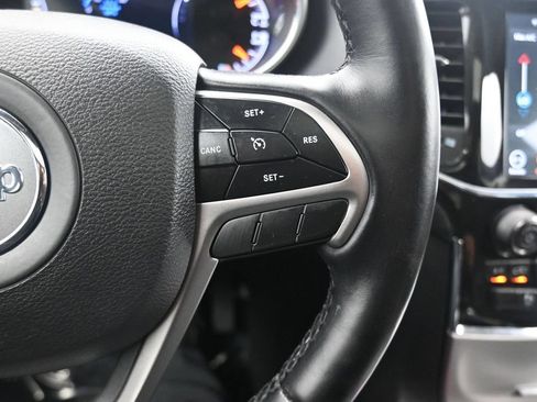 Used 2021 Jeep Grand Cherokee Laredo X AWD/4WD image 22