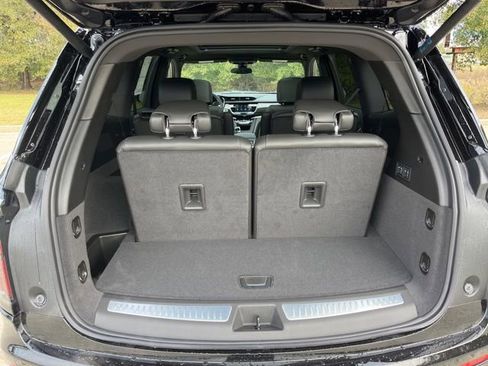 New 2025 Cadillac XT6 Sport w/ LPO, Floor Liner Package image 5