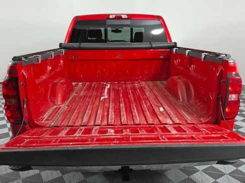 Used 2018 Chevrolet Silverado 1500 LT w/ All Star Edition AWD/4WD image 7