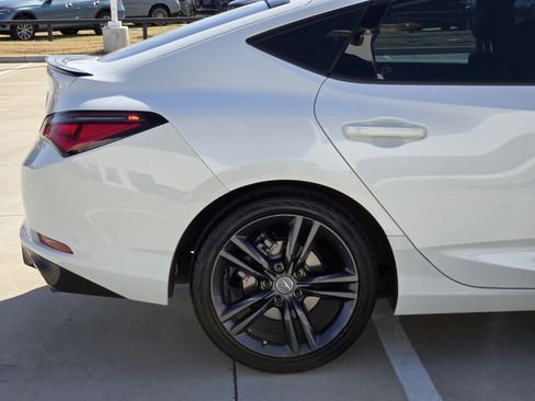 Used 2023 Acura Integra A-Spec image 12