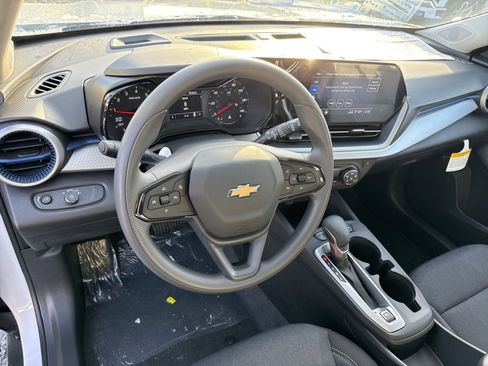 New 2026 Chevrolet Trax LS w/ Driver Confidence Package image 12