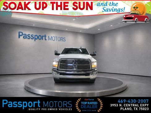 Used 2015 RAM 2500 Laramie w/ Convenience Group AWD/4WD image 3